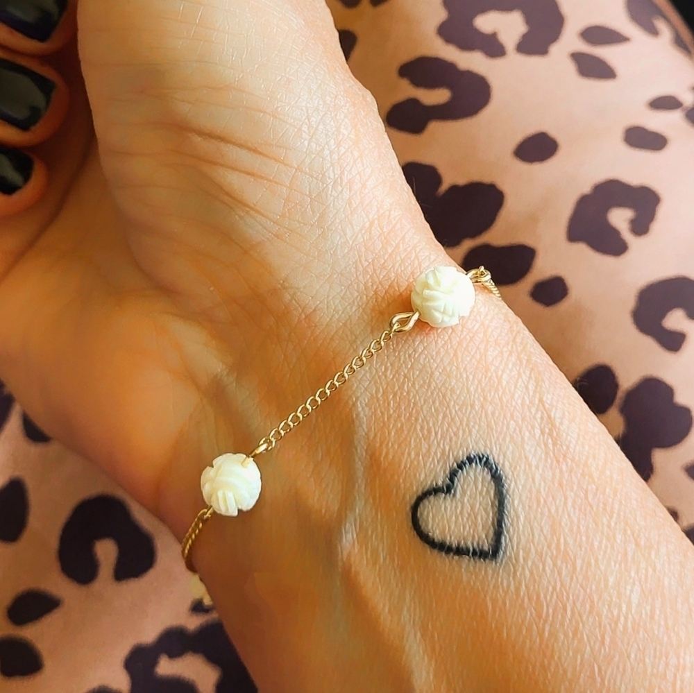 d&o Donna & Ossi | 14KGF Gold-Filled Carved Rosette Bracelet🌼 - Picture 7 of 7